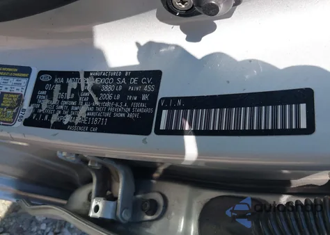 2017 Kia Forte Lx z USA, uszkodzony, nr VIN 3KPFK4A74HE118711